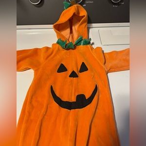 2 pumpkin onesies